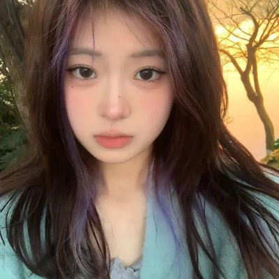黑暗中的两个人